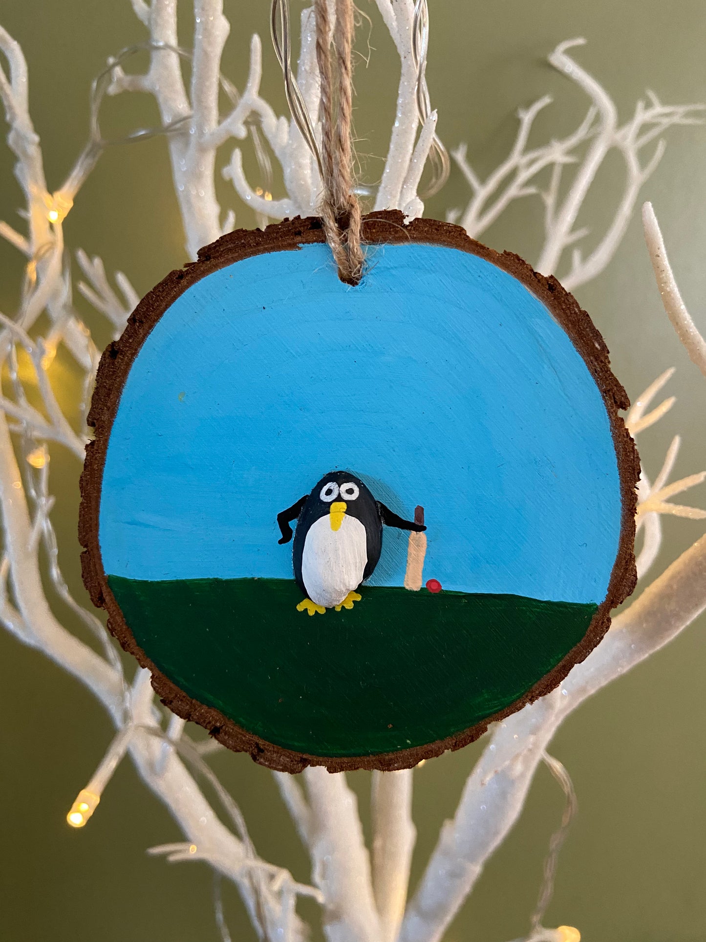 Pistachio shell penguins