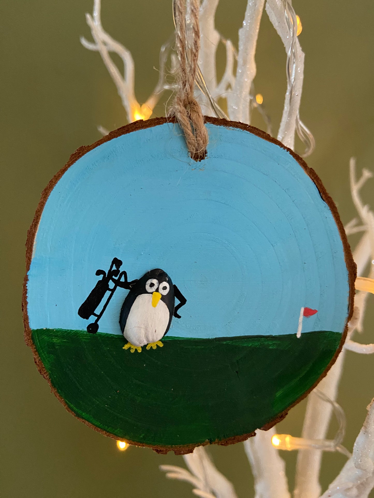 Pistachio shell penguins